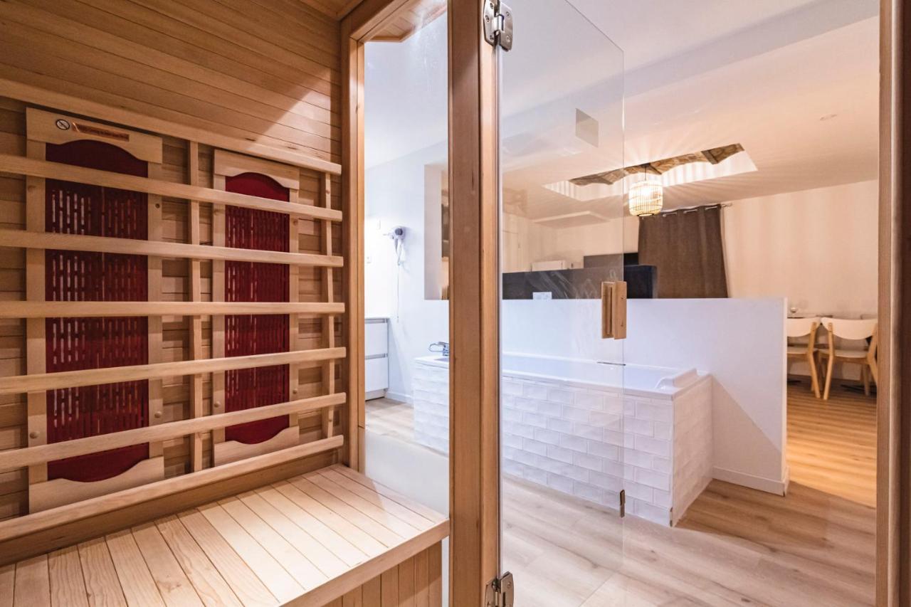 Apartament Tournelles Vue Cathedrale- Maison Climatisee Du Xvie Siecle Classee Reims Zewnętrze zdjęcie