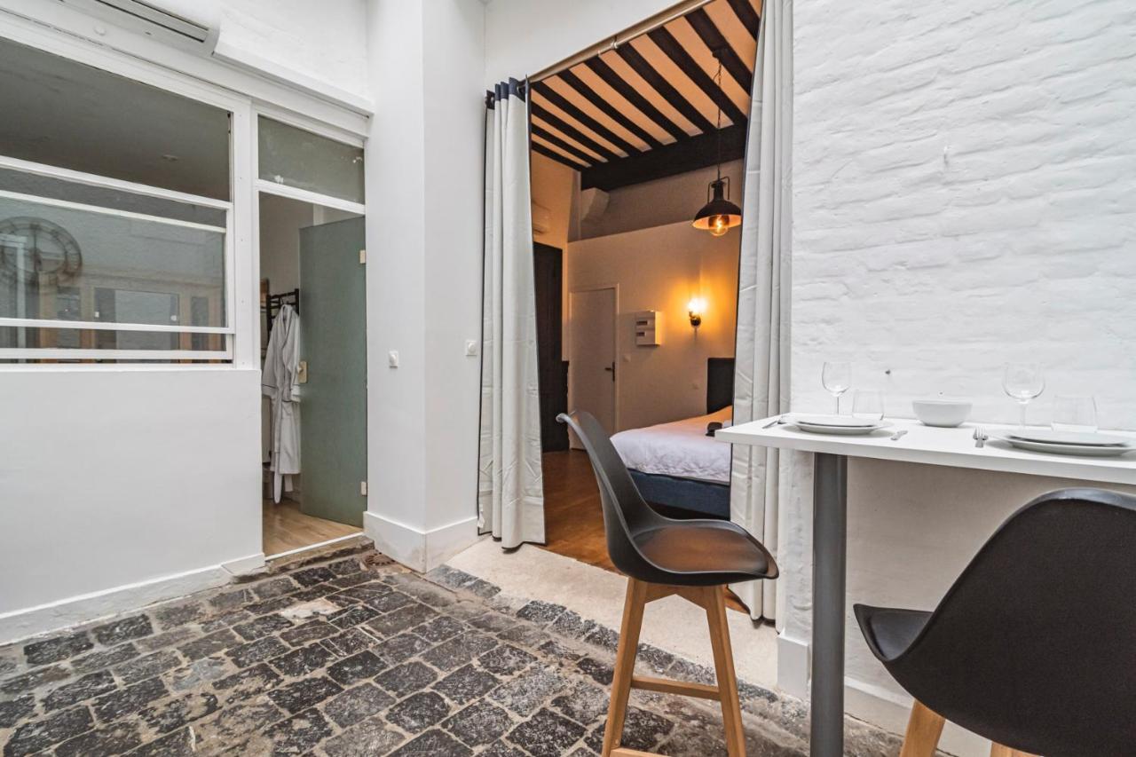 Apartament Tournelles Vue Cathedrale- Maison Climatisee Du Xvie Siecle Classee Reims Zewnętrze zdjęcie