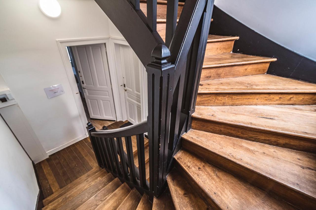 Apartament Tournelles Vue Cathedrale- Maison Climatisee Du Xvie Siecle Classee Reims Zewnętrze zdjęcie